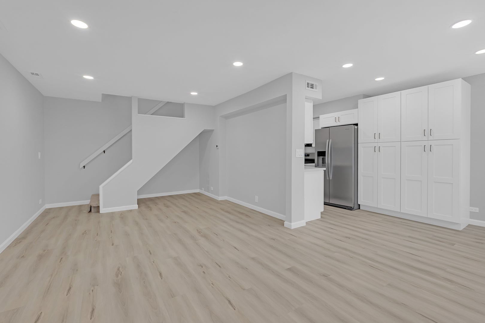 1353 Cove Drive 207B