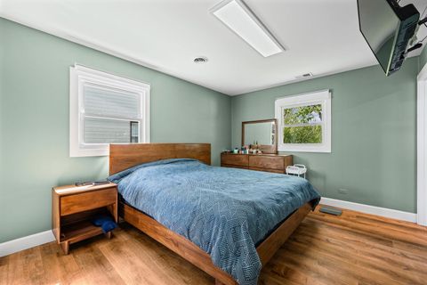 Tiny photo for 1011 Beverly Drive, Wheeling, IL 60090 (MLS # 12650969)