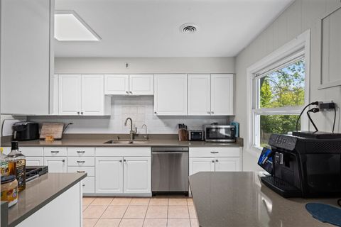 Tiny photo for 1011 Beverly Drive, Wheeling, IL 60090 (MLS # 12650969)