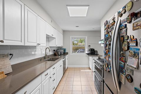 Tiny photo for 1011 Beverly Drive, Wheeling, IL 60090 (MLS # 12650969)