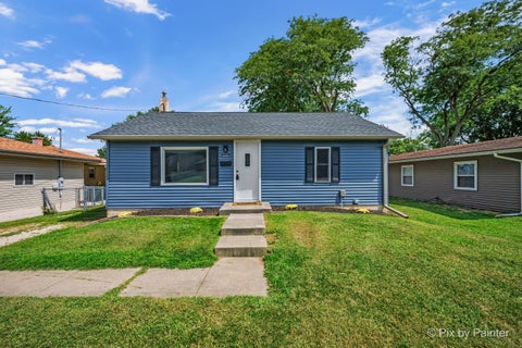 Photo of 711 10th Avenue, Rock Falls, IL 61071 (MLS # 12649667)