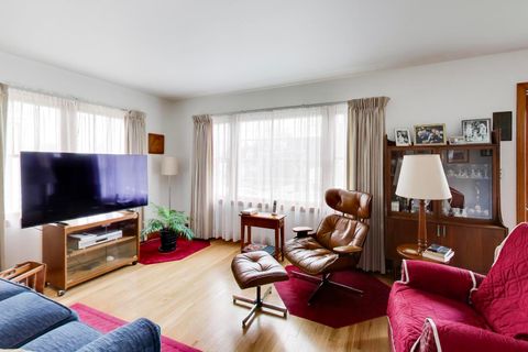 Tiny photo for 311 Elm Street, Glen Ellyn, IL 60137 (MLS # 12614980)