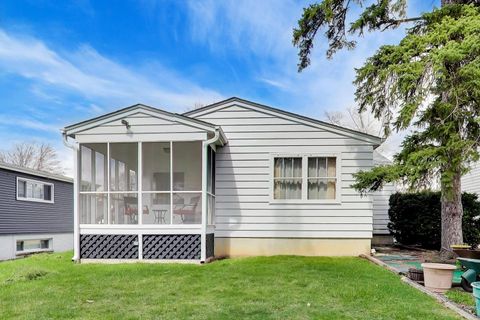 Tiny photo for 311 Elm Street, Glen Ellyn, IL 60137 (MLS # 12614980)