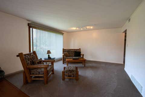 Tiny photo for 1100 S Columbine Avenue, Lombard, IL 60148 (MLS # 12651442)