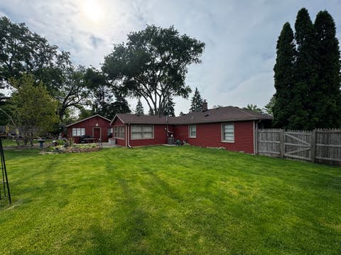 Tiny photo for 1100 S Columbine Avenue, Lombard, IL 60148 (MLS # 12651442)