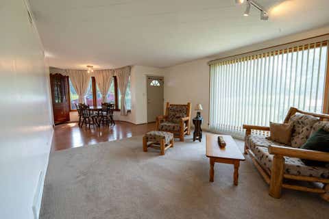 Tiny photo for 1100 S Columbine Avenue, Lombard, IL 60148 (MLS # 12651442)