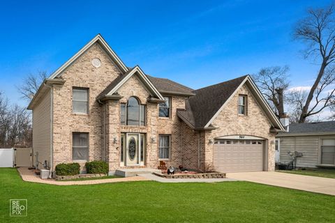 Photo of 560 E Armitage Avenue, Addison, IL 60101 (MLS # 12586797)