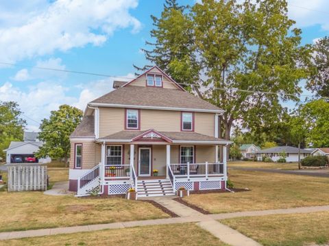 Tiny photo for 597 E 3rd Street, El Paso, IL 61738 (MLS # 12476994)