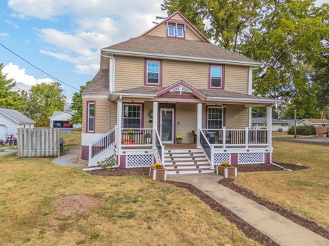 Tiny photo for 597 E 3rd Street, El Paso, IL 61738 (MLS # 12476994)