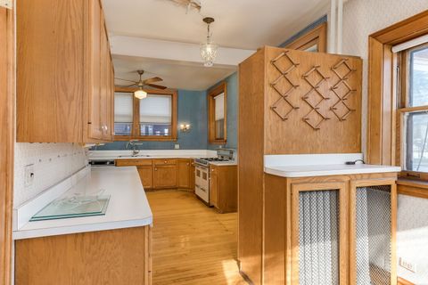 Tiny photo for 230 S Taylor Avenue, Oak Park, IL 60302 (MLS # 12552905)