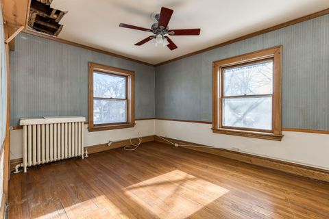 Tiny photo for 230 S Taylor Avenue, Oak Park, IL 60302 (MLS # 12552905)