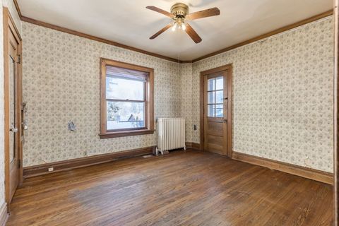 Tiny photo for 230 S Taylor Avenue, Oak Park, IL 60302 (MLS # 12552905)