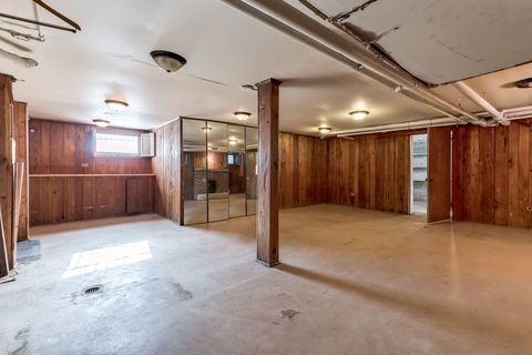 Tiny photo for 230 S Taylor Avenue, Oak Park, IL 60302 (MLS # 12552905)