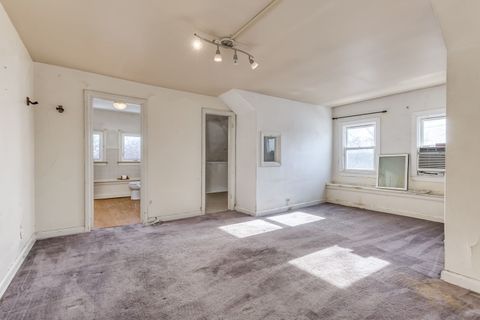 Tiny photo for 230 S Taylor Avenue, Oak Park, IL 60302 (MLS # 12552905)