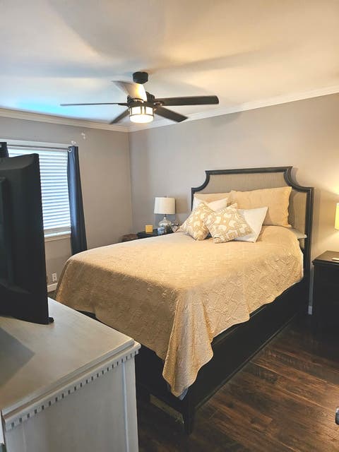 Tiny photo for 15362 7th Avenue, Phoenix, IL 60426 (MLS # 12619515)