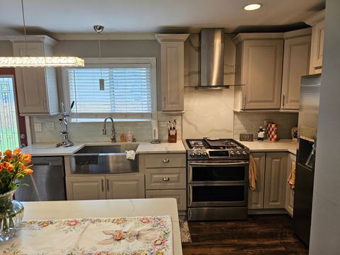 Tiny photo for 15362 7th Avenue, Phoenix, IL 60426 (MLS # 12619515)