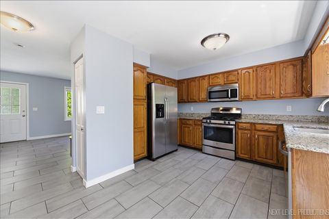 Tiny photo for 1008 Westfield Course, Geneva, IL 60134 (MLS # 12627312)