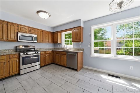 Tiny photo for 1008 Westfield Course, Geneva, IL 60134 (MLS # 12627312)