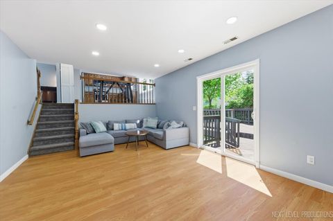 Tiny photo for 1008 Westfield Course, Geneva, IL 60134 (MLS # 12627312)