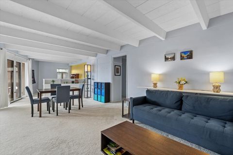 Tiny photo for 1860 Sherman Avenue #4SW, Evanston, IL 60201 (MLS # 12604548)