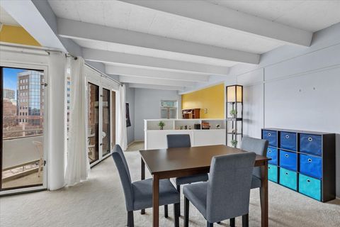 Tiny photo for 1860 Sherman Avenue #4SW, Evanston, IL 60201 (MLS # 12604548)