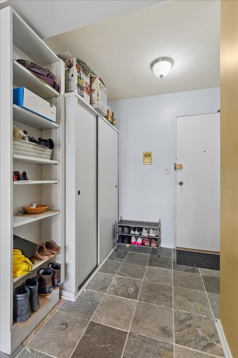 Tiny photo for 1860 Sherman Avenue #4SW, Evanston, IL 60201 (MLS # 12604548)