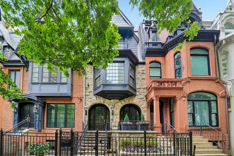 Photo of 111 E Bellevue Place, Chicago, IL 60611 (MLS # 12686197)