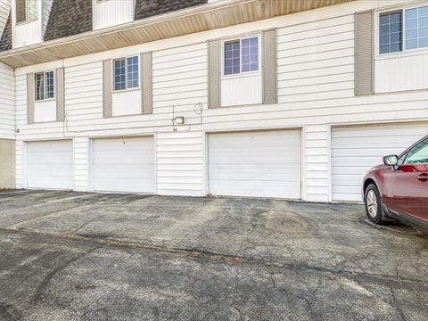 Tiny photo for 706 Kiwanis Drive #4, Freeport, IL 61032 (MLS # 12629201)