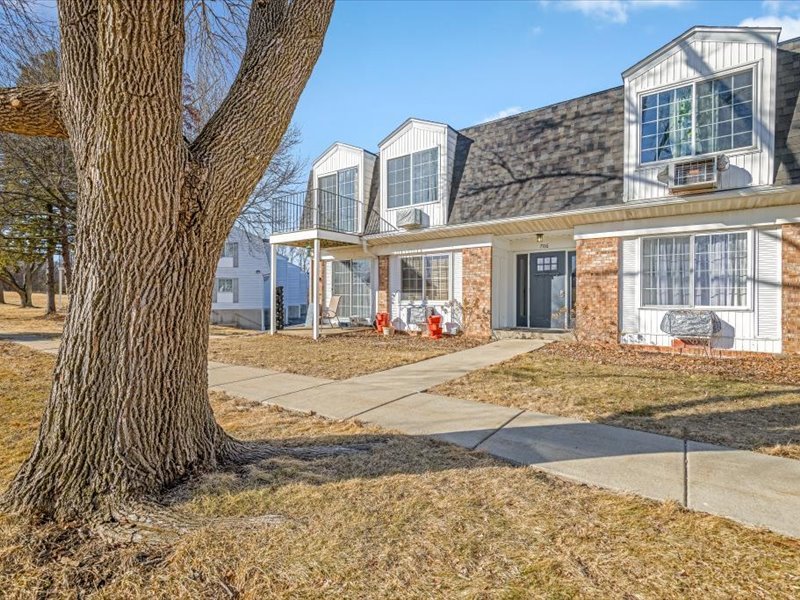706 Kiwanis Drive 4
