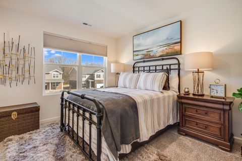 Tiny photo for 17236 Munster Lane, Tinley Park, IL 60477 (MLS # 12592943)