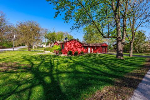 Tiny photo for 515 Forest Avenue, Willow Springs, IL 60480 (MLS # 12631515)