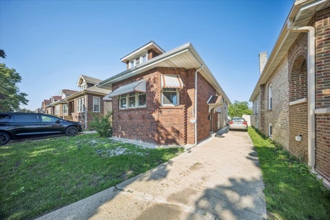 Tiny photo for 1637 S 10th Avenue, Maywood, IL 60153 (MLS # 12708926)