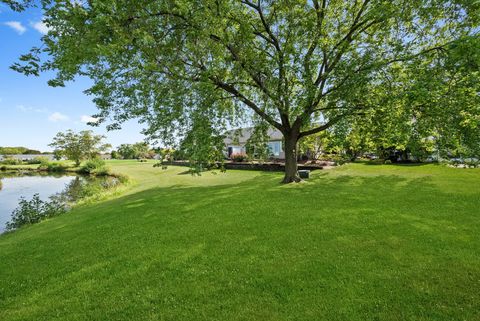 Tiny photo for 21103 W Cypress Court, Plainfield, IL 60544 (MLS # 12482401)