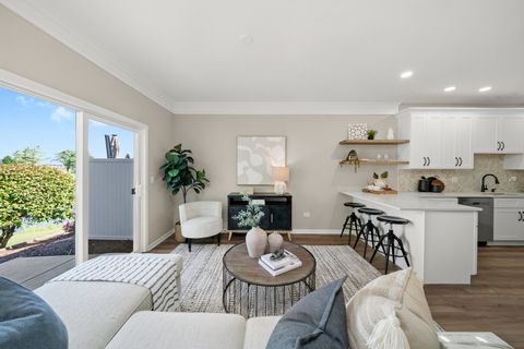 Tiny photo for 21103 W Cypress Court, Plainfield, IL 60544 (MLS # 12482401)