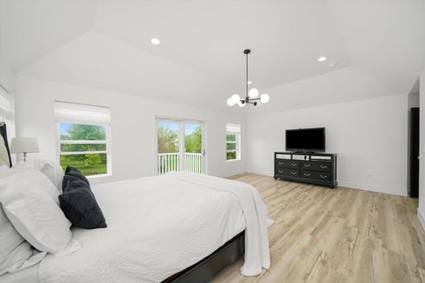 Tiny photo for 413 N Sycamore Lane, North Aurora, IL 60542 (MLS # 12572702)