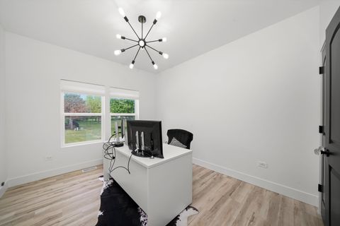 Tiny photo for 413 N Sycamore Lane, North Aurora, IL 60542 (MLS # 12572702)