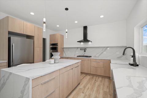 Tiny photo for 413 N Sycamore Lane, North Aurora, IL 60542 (MLS # 12572702)