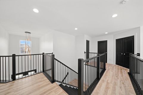 Tiny photo for 413 N Sycamore Lane, North Aurora, IL 60542 (MLS # 12572702)