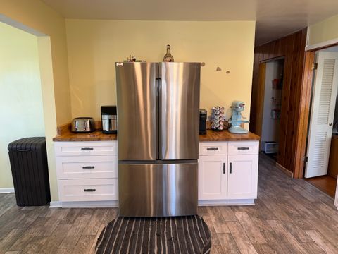 Tiny photo for 1413 W Plainfield Road, La Grange Highlands, IL 60525 (MLS # 12592177)