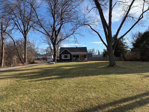 Tiny photo for 1413 W Plainfield Road, La Grange Highlands, IL 60525 (MLS # 12592177)