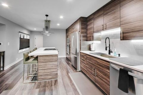 Tiny photo for 25 PARK Lane, Park Ridge, IL 60068 (MLS # 12592330)