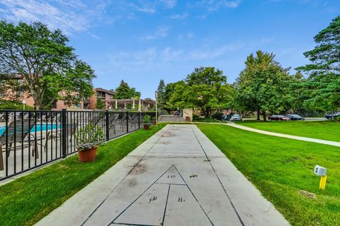 Tiny photo for 25 PARK Lane, Park Ridge, IL 60068 (MLS # 12592330)
