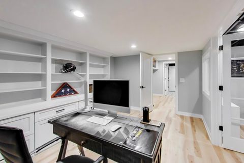 Tiny photo for 25 PARK Lane, Park Ridge, IL 60068 (MLS # 12592330)