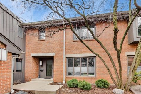 Tiny photo for 25 PARK Lane, Park Ridge, IL 60068 (MLS # 12592330)