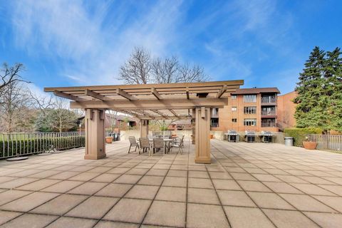 Tiny photo for 25 PARK Lane, Park Ridge, IL 60068 (MLS # 12592330)