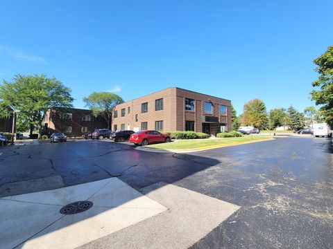 124 S COUNTY FARM Road B1-A Wheaton IL 60187