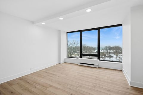 Tiny photo for 5445 N Sheridan Road #612, Chicago, IL 60640 (MLS # 12607036)