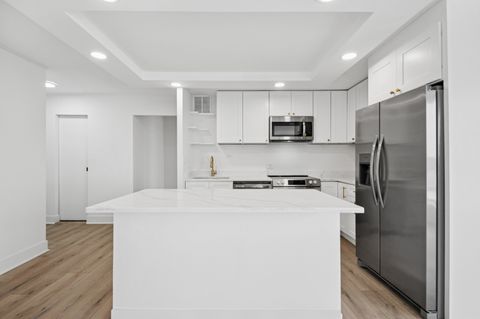 Tiny photo for 5445 N Sheridan Road #612, Chicago, IL 60640 (MLS # 12607036)