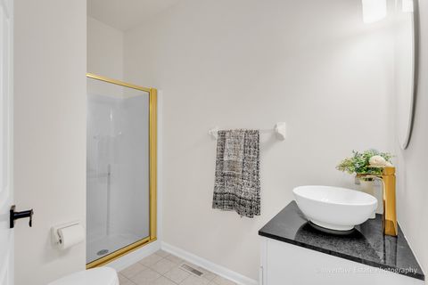 Tiny photo for 2341 Courtland Court, Aurora, IL 60502 (MLS # 12656550)