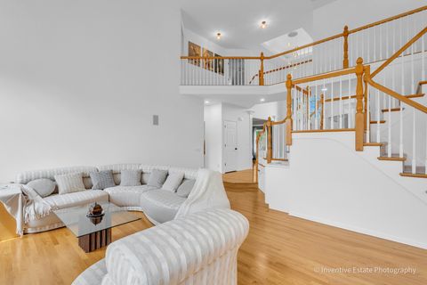 Tiny photo for 2341 Courtland Court, Aurora, IL 60502 (MLS # 12656550)